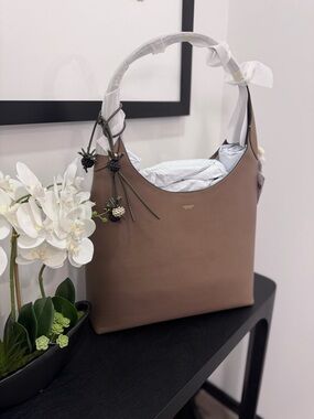 **SOLD** NWT/Authentic Coach Brooklyn 39 Dark Stone - pristine condition!!